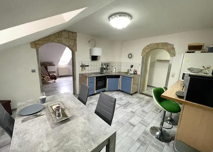 Casa Antic Grosse Moderne 75Qm Wohnung Direkt Im Zentrum Wlan Ist Kostenlos 1-6 Personen Saalfeld Saale foto